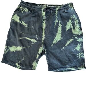 Publish brand Karlow black green tye dye pocket street adjustable shorts Sz 40